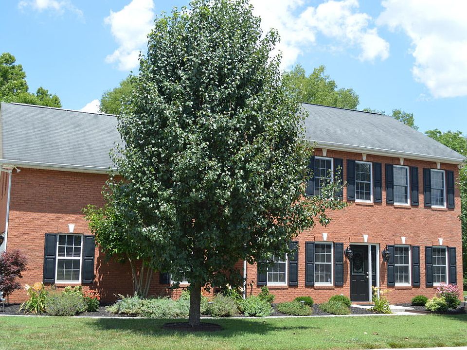 1st image of 7531 Willow Spring Dr