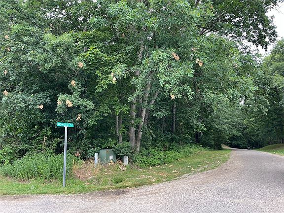 3rd image of LOT 22 E Camelot Ave