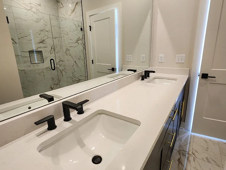 4118 Indiana Ave — Photo 30