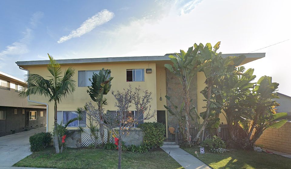 1st image of 4534 W 115th St APT E
