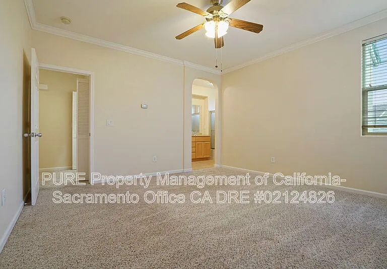 11091 International Dr — Photo 18