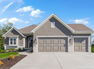 16328 W 166th Pl, Olathe, KS 66062