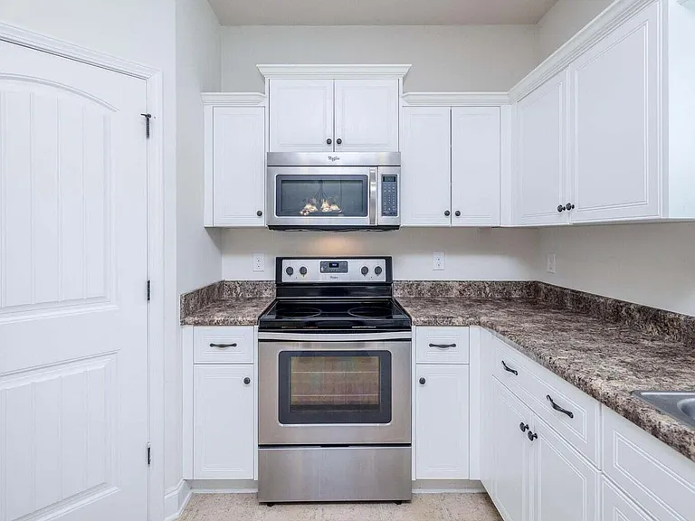 512 Cranberry Cir — Photo 12