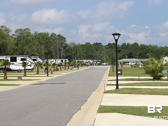 4th image of 12387 Gateway Dr #167