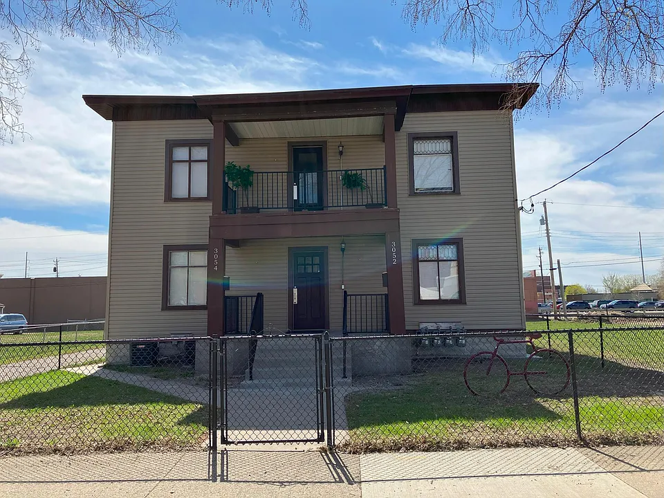 3054 Minnehaha Ave #2