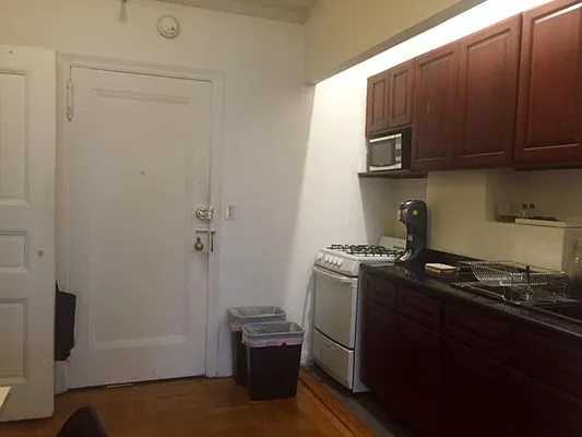 Rented by Pink Stone Realty LLC | media 41