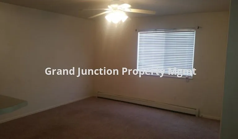 497 Coronado Ct #B — Photo 2
