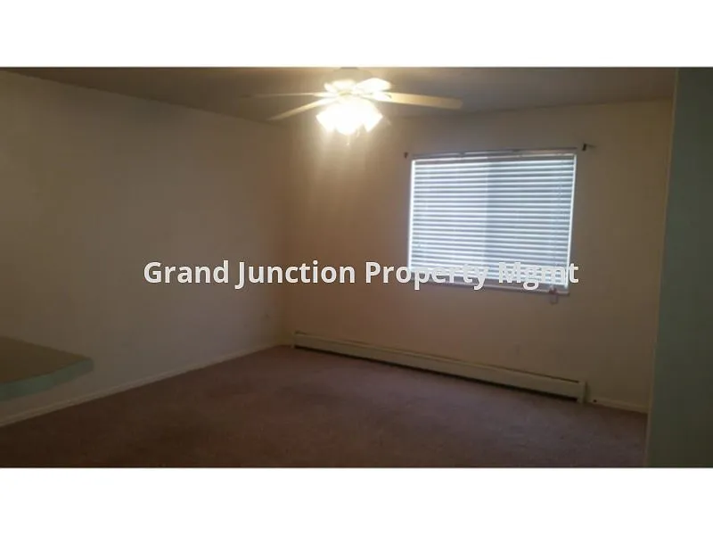 Building Photo - 497 Coronado Ct #B