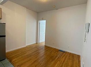189 Orchard St APT 3, New York, NY 10002