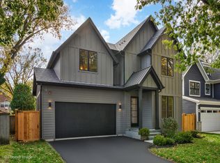 1917 Washington Ave, Wilmette, IL 60091