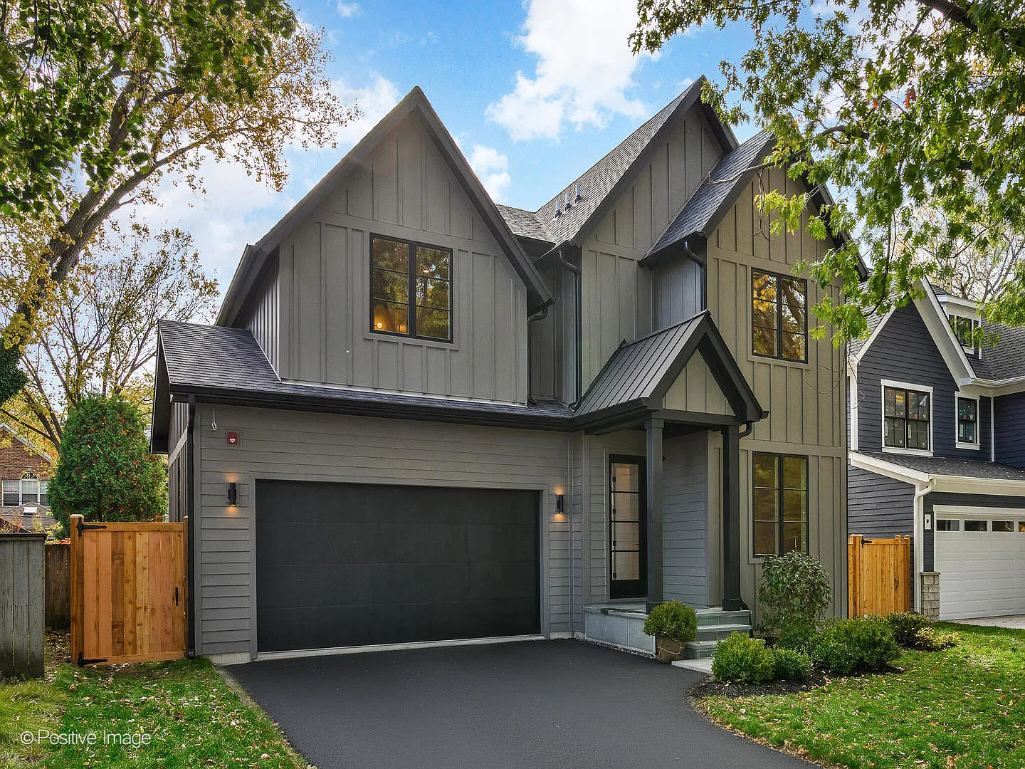 1917 Washington Ave photo 1