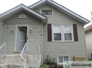 2718 N New England Ave, Chicago, IL