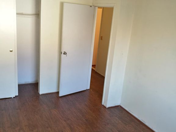 3rd image of 38 Thelma Ct