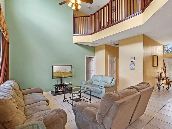 4th image of 139 Madiera Beach Blvd