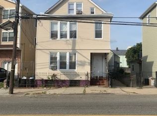 303-305 Pearl St, Elizabeth, NJ 07202
