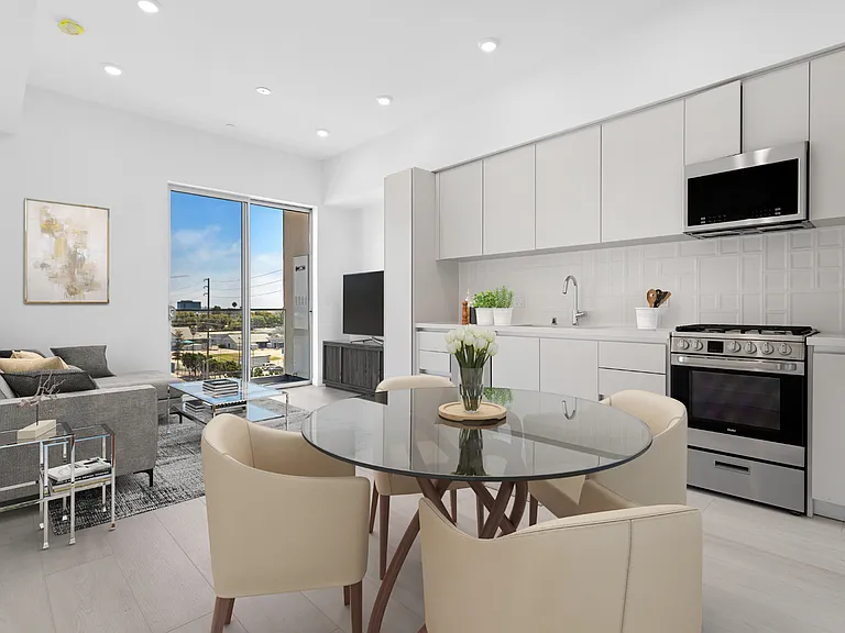 1650 Sawtelle Blvd — Photo 14