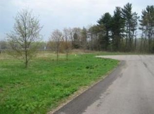 218 Groenke Ln, Berrien Springs, MI 49103