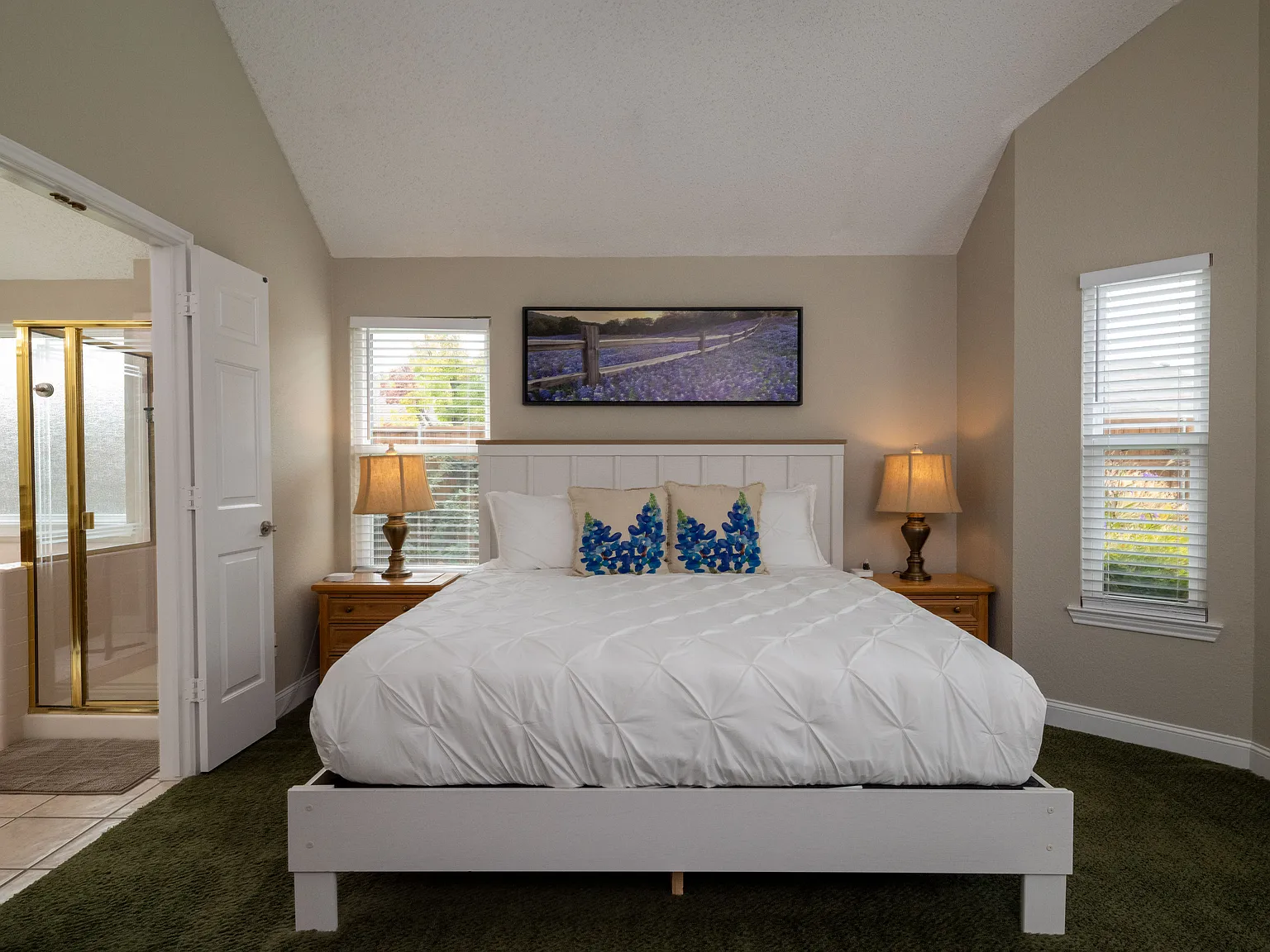 3 bed, 1923 sqft, $5,500 — Photo 3