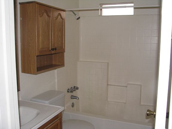 4th image of 4613 N 74th St APT 6