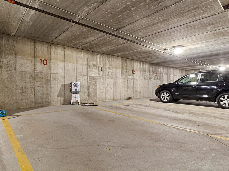 Underground Heated Parking - 2 spots