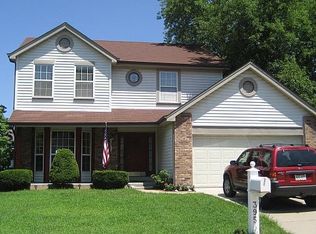 395 Misty Valley Dr, Saint Peters, MO