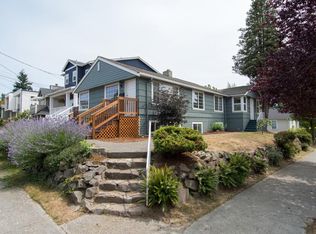 703 N 77th St #2, Seattle, WA 98103