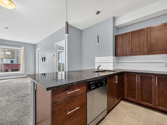 5th image of 604 E East Lake Blvd NE #2405