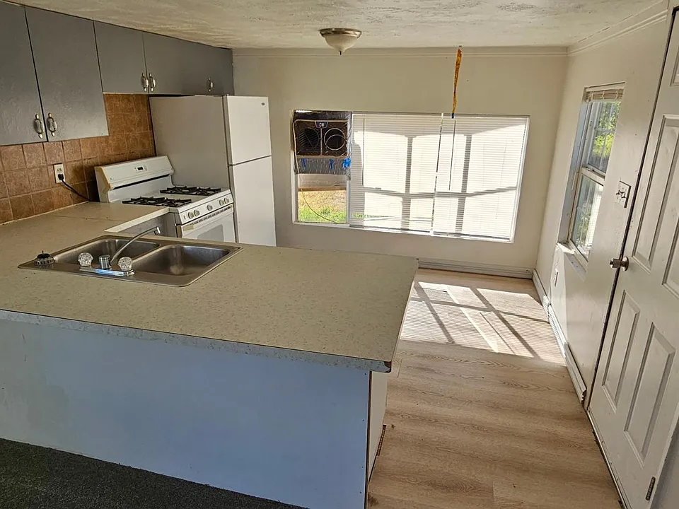 3711 N 2000 W #10