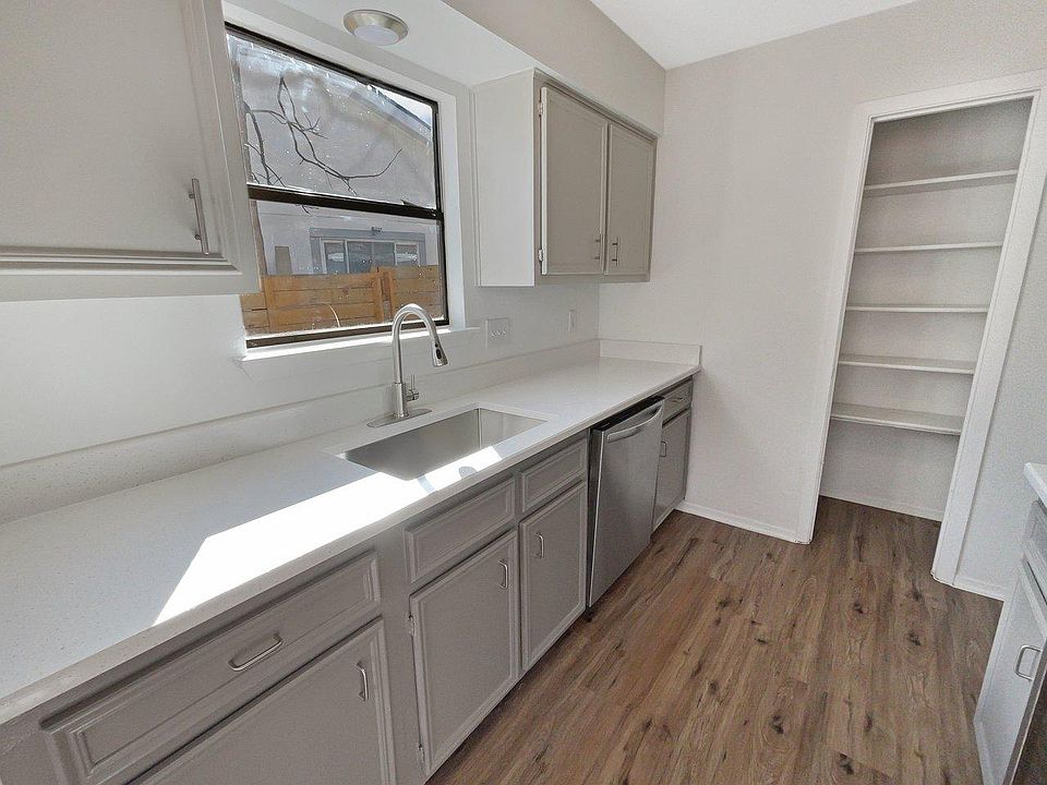 1st image of 109 Tara Lynn Ct