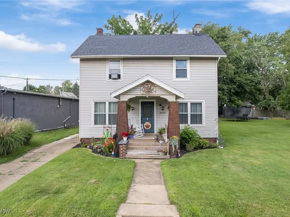 3609 Mahoning Rd NE, Canton, OH 44705