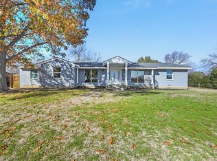 9569 Dixie Ln, Dallas, TX 75228