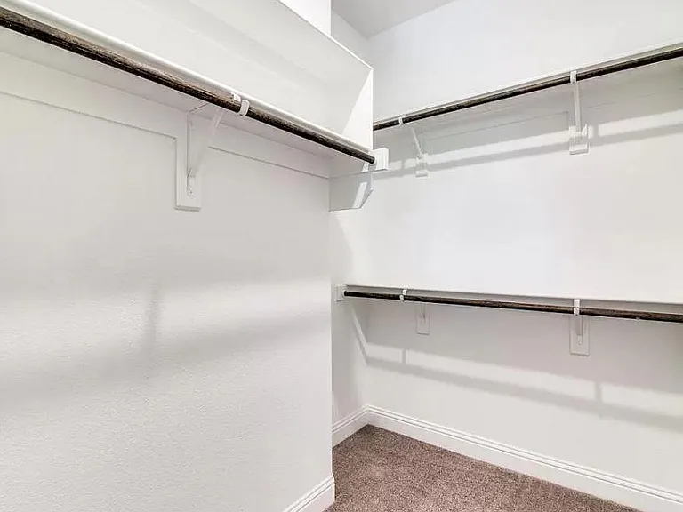 4849 Pasadena Dr — Photo 2