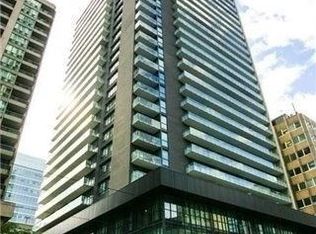 770 Bay St #2301, Toronto, ON M5G 0A6
