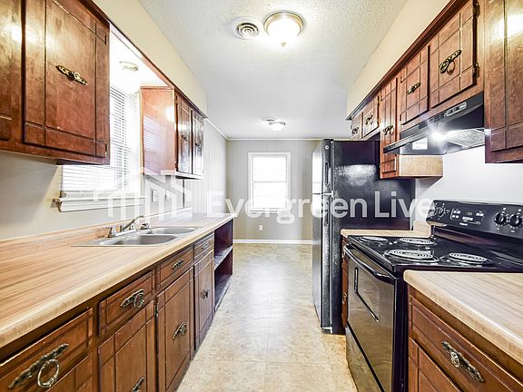 5th image of 5367 Sputnik Dr