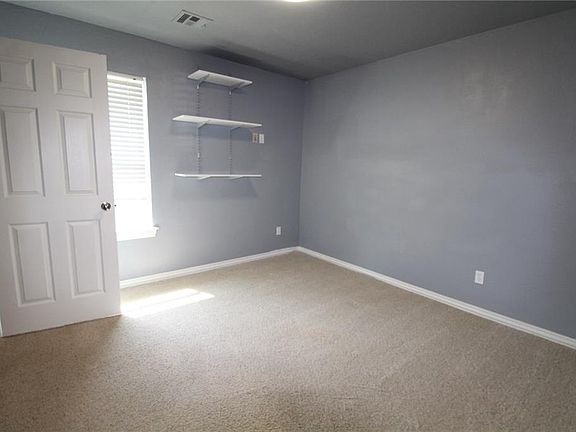 5th image of 4001 Green Apple Dr