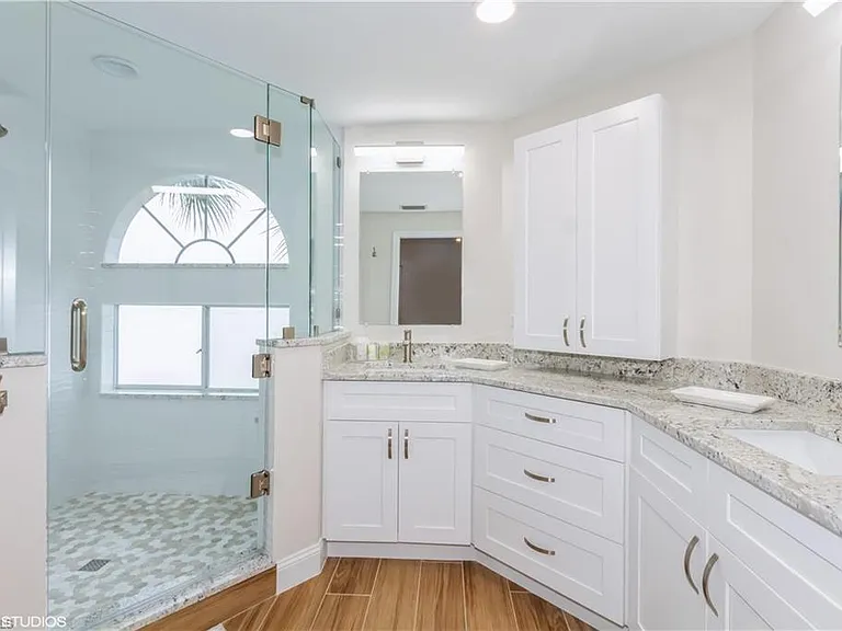 2671 Citrus Lake Dr #E-201 — Photo 17