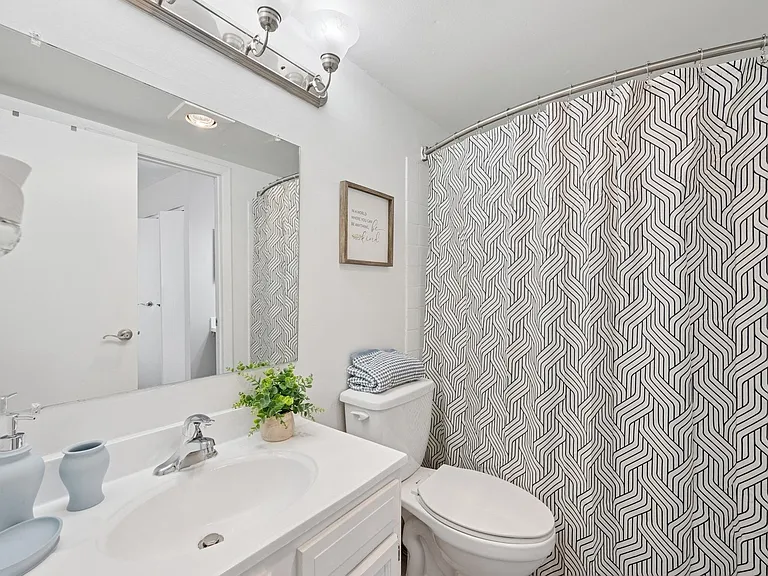 ReNew Odenton — Photo 15