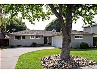 1st image of 355 Crestview Dr