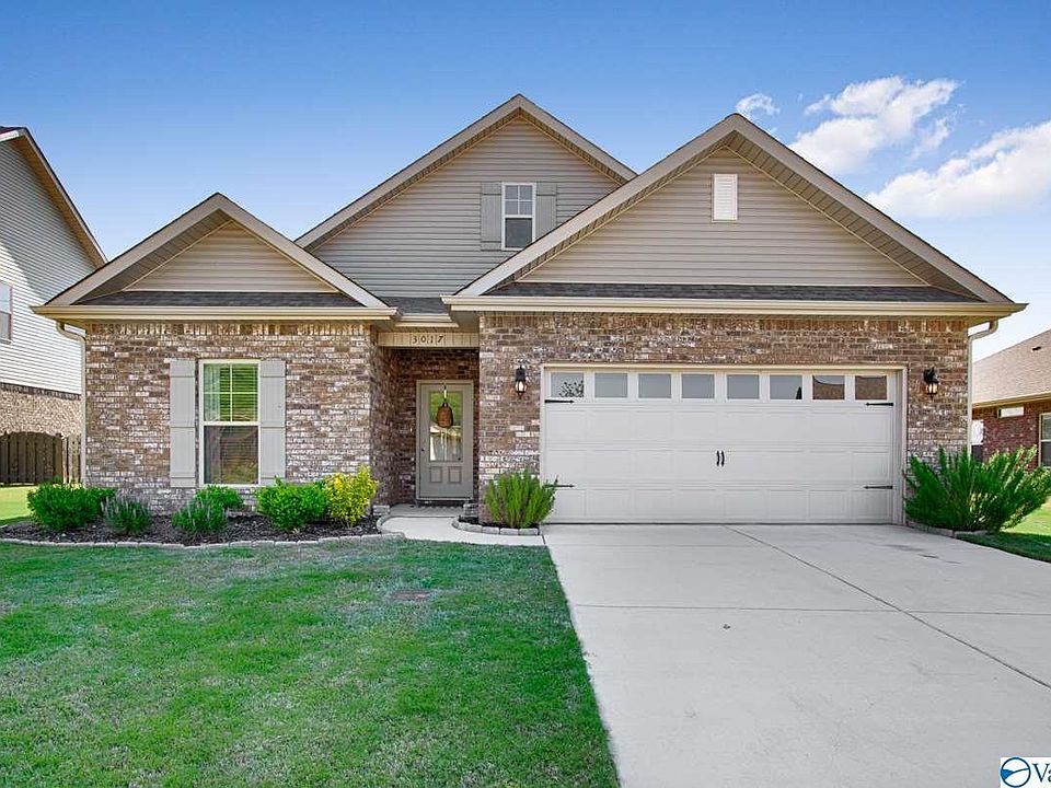 1st image of 3017 Greenway Cir SE