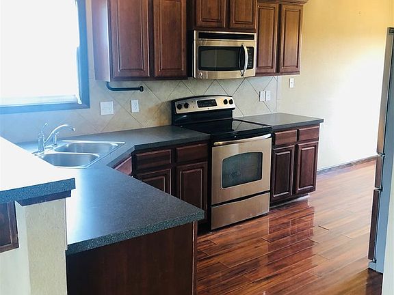 3rd image of 936 Kadence Ln