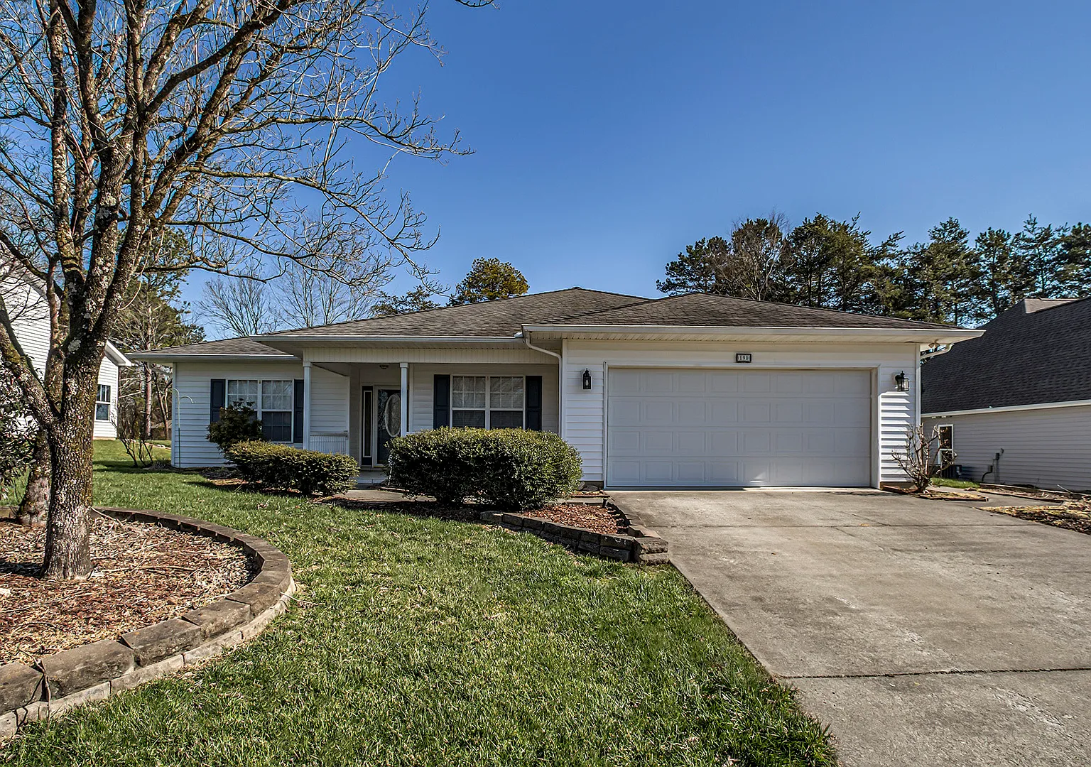 190 Amohi Way - 1 — Photo 1
