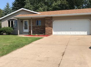 2603 S Peach Ave, Marshfield, WI 54449