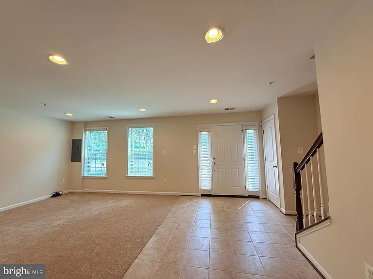 8912 Tower Pl — Photo 7
