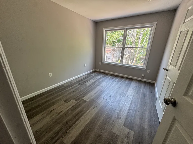 137-139 N 2nd St #2 — Photo 13