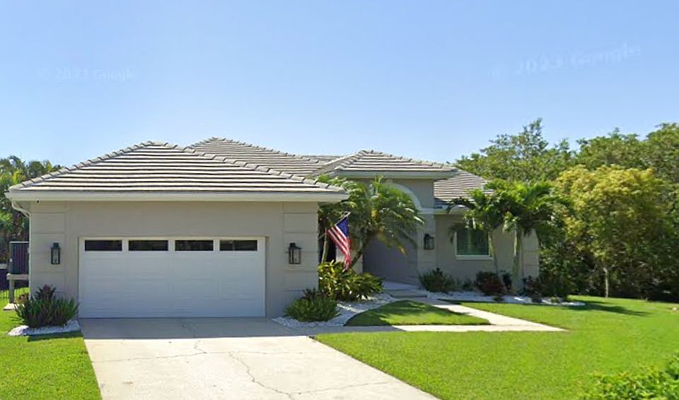 1st image of 3198 Shoreline Dr