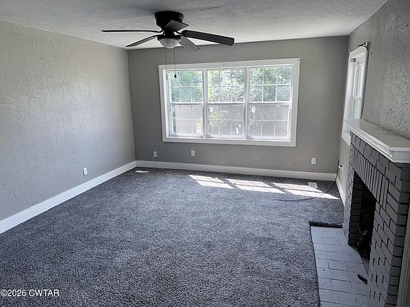 5th image of 36 Hillcrest Circle Dr