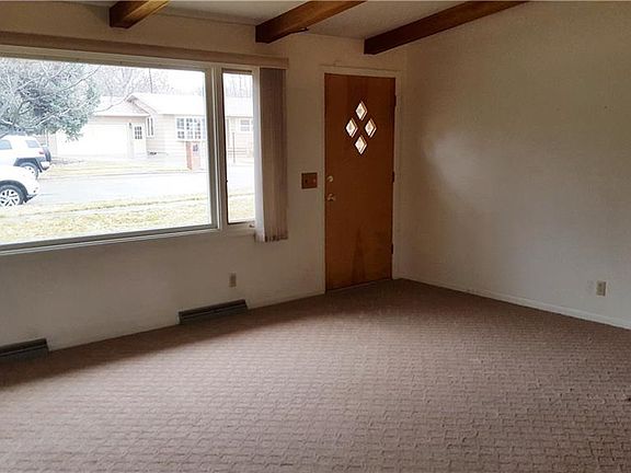 4th image of 1938 Parkhill Dr