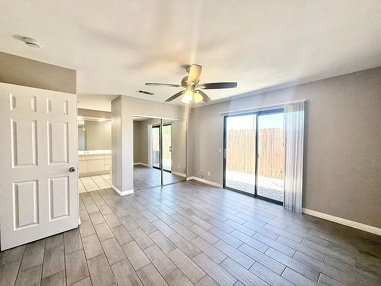 PS T 33387 — Photo 13