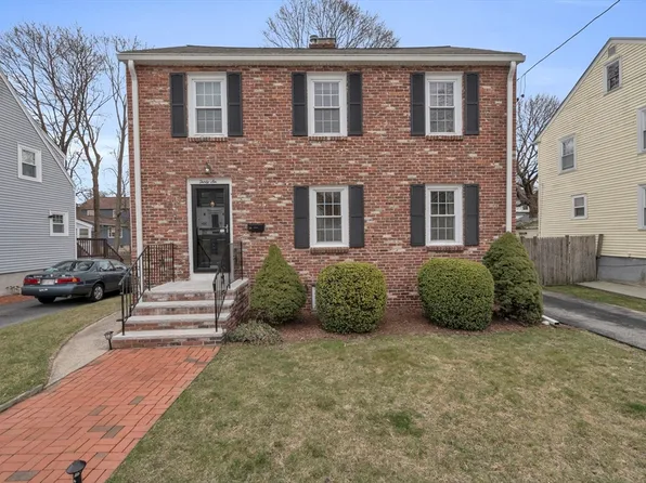 36 Fairview Rd, Stoneham, MA 02180