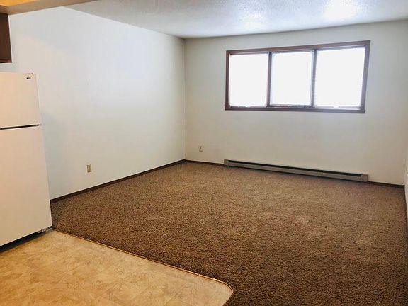 4th image of 212 1st Ave E APT 6